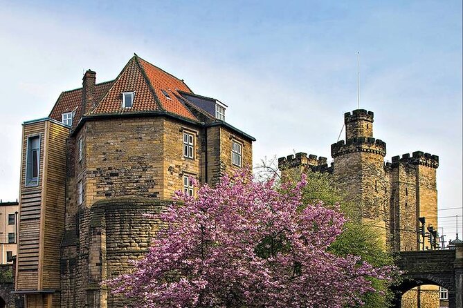 1-Hour and a Half Walking Guided Tour in Medieval Newcastle - How the 1.5-Hour Pace Actually Works