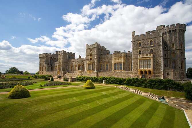 2-Day Windsor, Stonehenge, Bath & Oxford Tour Including Admission - Bath on your first evening: Roman Baths are the optional splurge