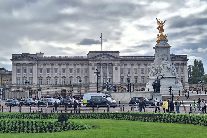 2 Hour Walking Tour from Buckingham Palace to Big Ben - Duke of York Column: A Quick Look With an Explanation