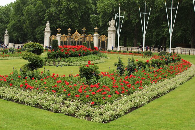2 Hour Walking Tour from Buckingham Palace to Big Ben - Admiralty Arch and Horse Guards Parade at Whitehall