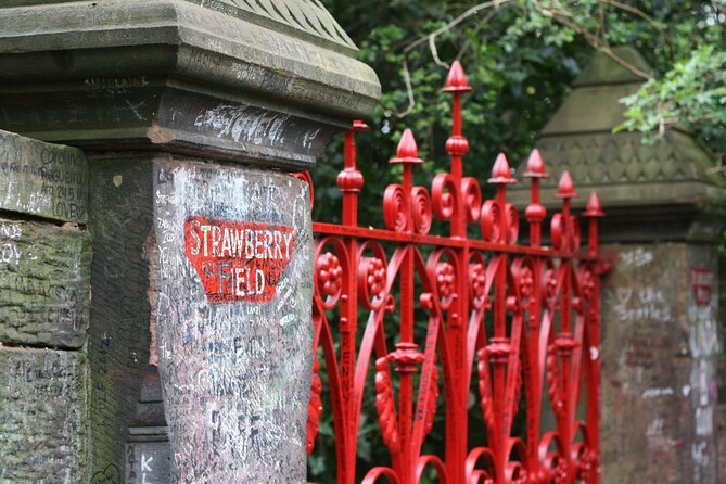 2 hours Best of the Beatles Highlights Taxi Tour of Liverpool - Key highlights to look for