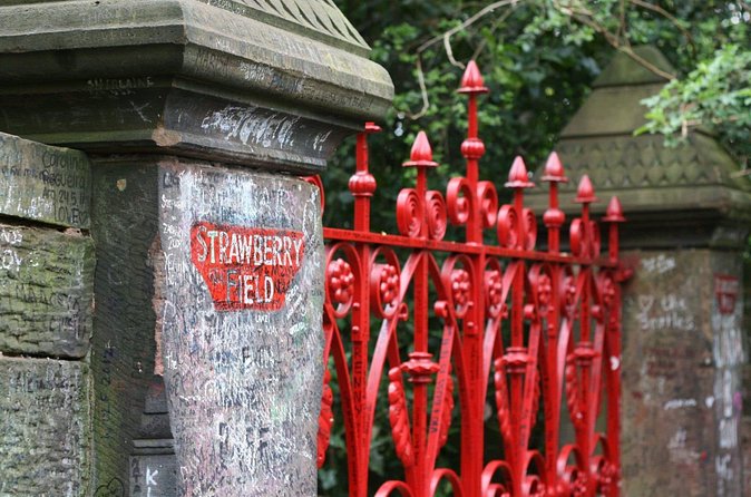 2 hours Best of the Beatles Highlights Taxi Tour of Liverpool - The 2-Hour Route: Liverpool to Mathew Street, Stop by Stop