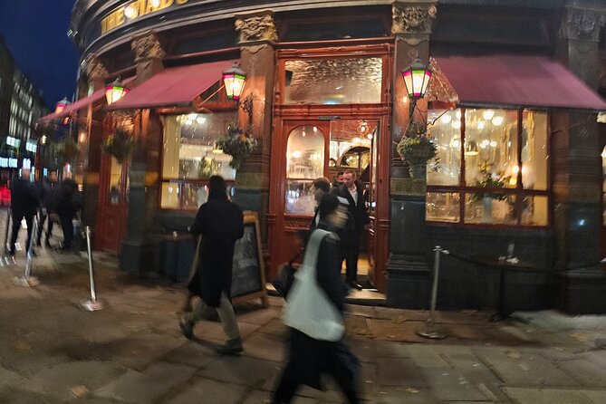 3-Hour Historic Pub Experience in London - Finishing at Ye Olde Cheshire Cheese on Fleet Street