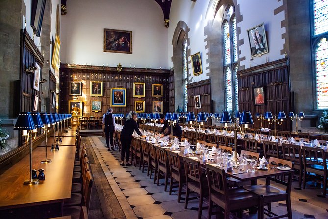 3-Hour Private Tour of Oxford With University Alumni Guide - Divinity School, Hertford College, and the Bodleian Library hit list