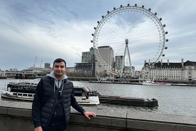 30 Major London Attractions Walking Tour With Photos - Shaftesbury Memorial Fountain and the West End glamour stop