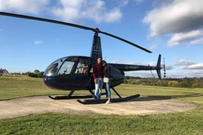 35 minute London Sightseeing Flight for 2 with Champagne