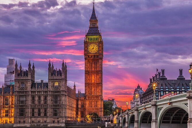 4-Hour Private Guided Tour of London on a Classic Itinerary - St James’s Park to Buckingham Palace: a royal stroll with real wildlife