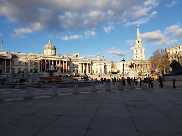 4 Hours Classic London Tour in a Private Vehicle - Practical tips that make the most of a photo-stop day