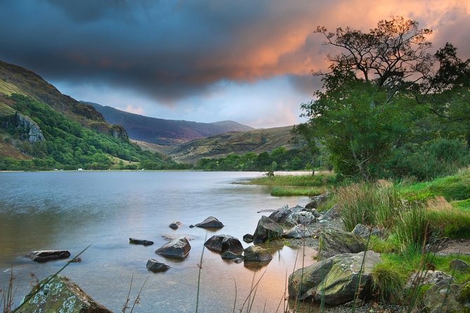 5-Day Discover Wales Small-Group Tour from London - Getting to Wales the easy way from London