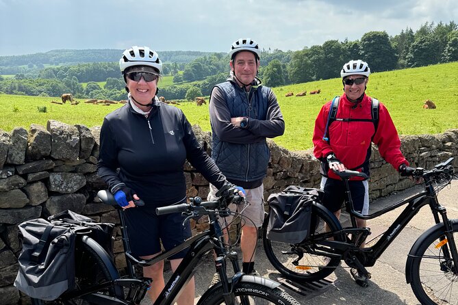 6hr Small Group Peak District eBike Tour - Great Longstone and the Longstone Edge approach