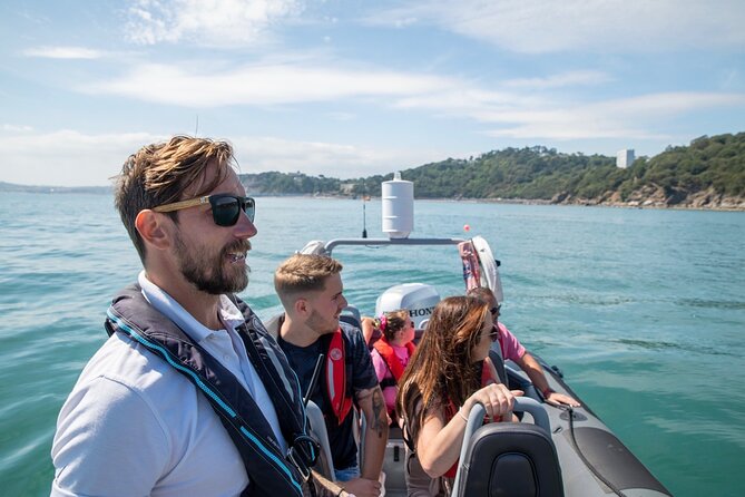 90 Minute Coastal Explorer in Torquay - Quick hits you will care about