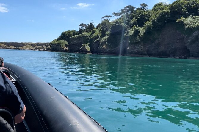90 Minute Coastal Explorer in Torquay - Price and Value: Is $65.22 Worth 90 Minutes on the Water?