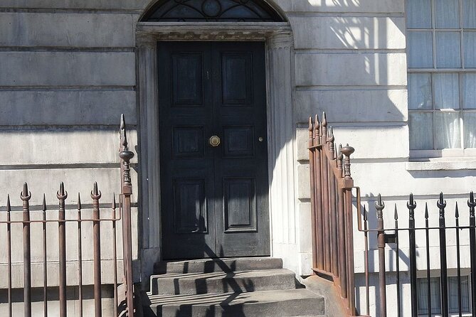 A Muggle's Guide to Harry Potter Walking Tour in London - Logistics that matter: time, groups, and walking comfort