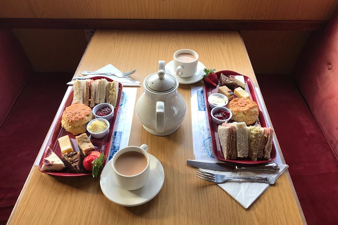 Afternoon Tea Cruise in North Yorkshire - Afternoon tea on the water: what you actually get