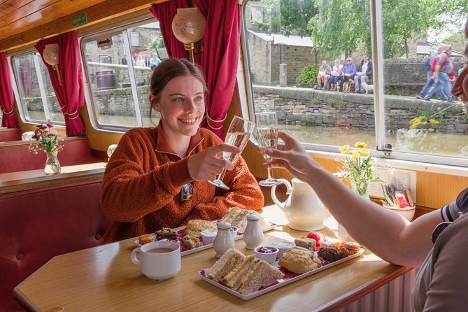 Afternoon Tea Cruise in North Yorkshire - Stop 1: the 1774 canal-warehouse setting and what it signals