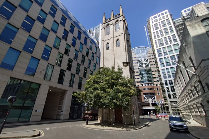 Ancient Hidden Gems in the City of London - Old Bailey, Christchurch shell, and the way one building becomes a story of loss and survival