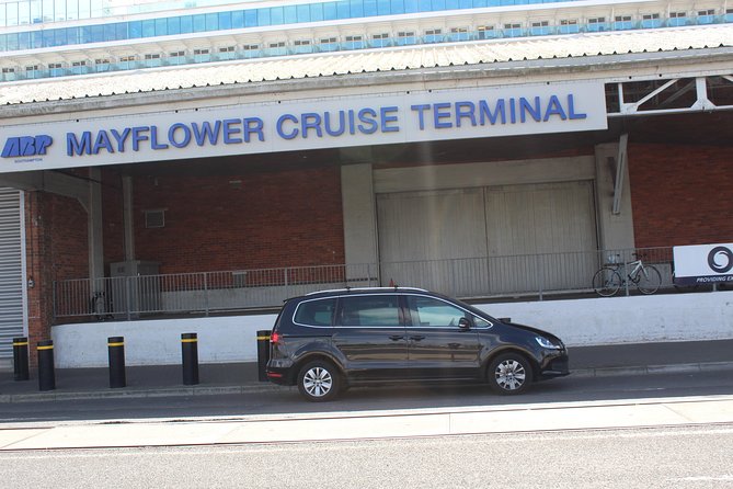 Arrival / Departure Private Transfer Heathrow Airport to Southampton Cruise Port - Price and logistics: what you’re really paying for