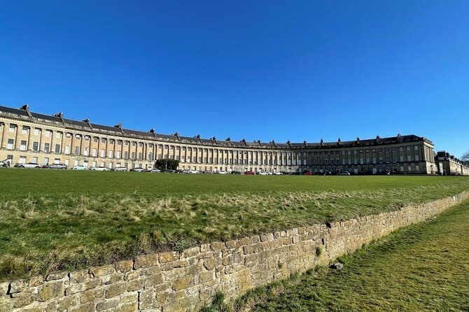 Bath Public Walking Tour including Bath Abbey - Cross Bath and the Roman Baths angle you should plan around