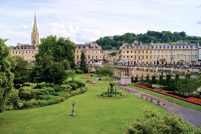 Bath Tootbus Hop-on Hop-off Sightseeing Bus Tour - Price and value: $28.89 feels fair when you use both tours