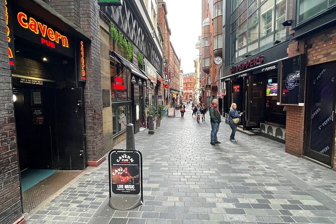Beatles Guided Walking Tour in Liverpool - The route’s real superpower: it orients you around Liverpool landmarks