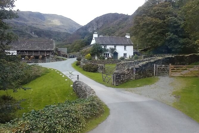 Beatrix Potter: Morning Half Day with an Expert Guide - includes entrance fees - Esthwaite Water, a Quiet Stop with Love in the Background