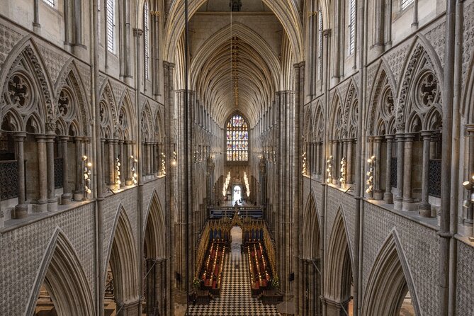 Best of Westminster Abbey with Upper Gallery & Buckingham Palace - Stop 5: Houses of Parliament exterior, up close views for architecture lovers