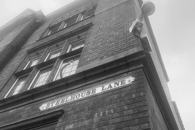Birmingham Slogging Gangs Walking Tour with Edward Shelby - Edward Shelby Turns Birmingham Into a Slogging-Gangs Story