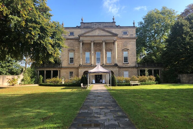 Bridgerton Tour and Bath City Highlights with Music - Pace, road crossings, and why timing affects your photos