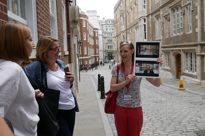 Bridget Jones Walking Tour of Locations - The guide factor: why Catherine’s style shows up in the experience