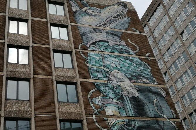 Bristol Street Art: Banksy Exploration Game and Tour - Solving the 11 puzzles: what the experience feels like in motion