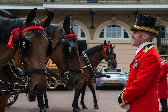 Buckingham Palace: Admission ticket to The Royal Mews - Ticket Value for a 45-Minute Royal Transport Stop