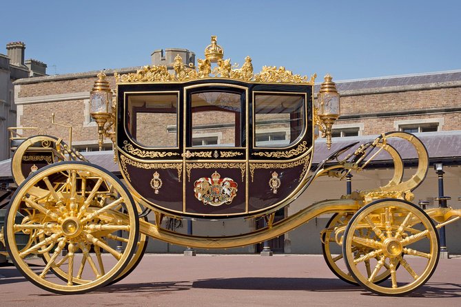 Buckingham Palace: Admission ticket to The Royal Mews - Horses in the Stalls: How to Set Expectations