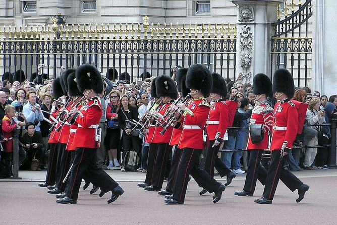 Buckingham Palace, Change the Guard & Crown Jewels Tour - Tower of London: Timed Entry, Crown Jewels, White Tower, and Armory