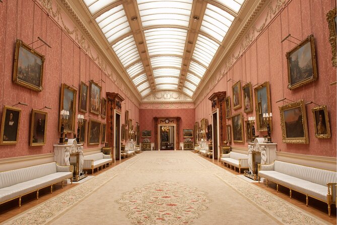 Buckingham Palace: Official State Rooms Entry Ticket - The Throne Room and Coronation Photo-Set Moments