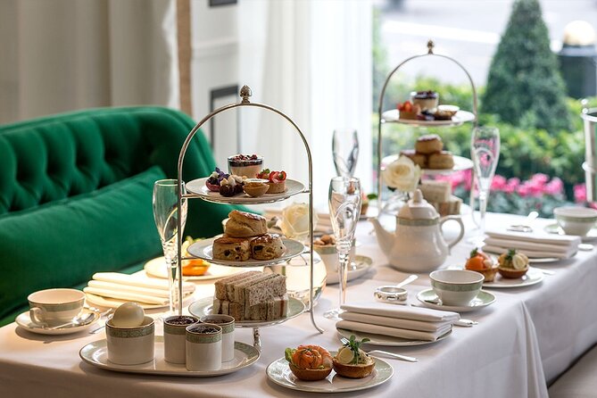 Buckingham Palace, St James Palace & Tea at Kensington Palace - Starting at Green Park, Then Cutting Toward St James’s Back Streets