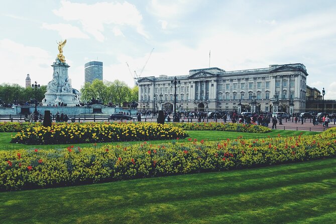 Buckingham Palace Visit & Changing of the Guard Walking Tour - St James’s Palace, seen like a local, not a textbook
