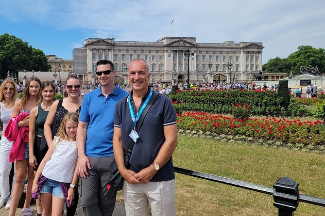 Buckingham Palace: Walking Tour with Entry & Audio Guide - The rooms to target, plus the 2025 exhibition add-on
