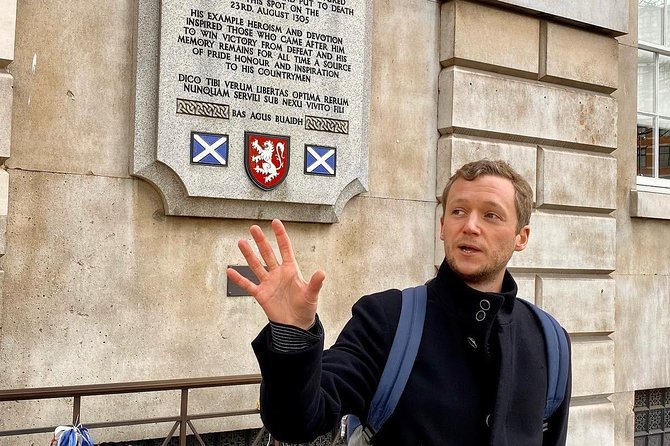 Burnings, Butchery & Black Death: A Walking Tour of London's Bloody Past - William Wallace Memorial: A Braveheart Detour That Still Fits