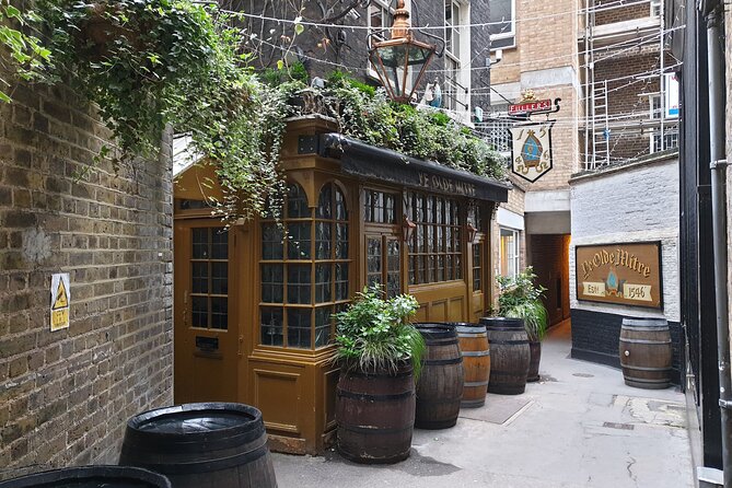 Burnings, Butchery & Black Death: A Walking Tour of London's Bloody Past - Ye Olde Mitre: The Alley Pub Stop That Feels Like a Local Shortcut