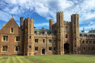 Cambridge University Walking Tour