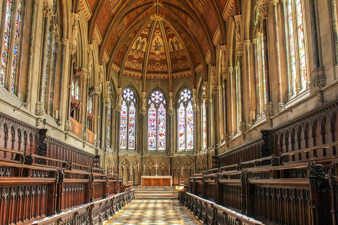 Cambridge University Walking Tour - Great St Mary’s Church and Senate House: the university center of gravity