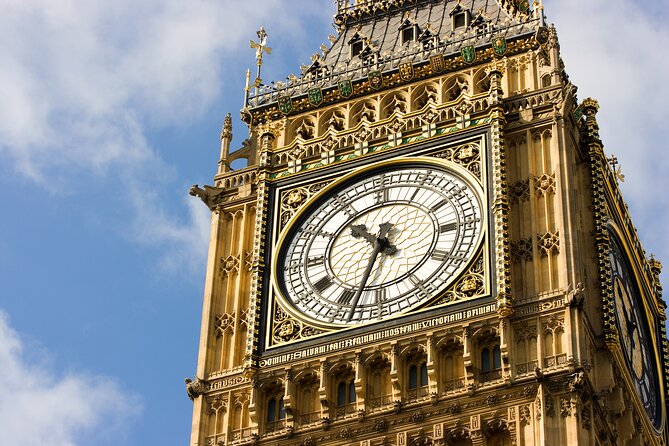 Changing of Guards, Big Ben, Tower of London, Beefeaters & Cruise - Westminster walking: from Buckingham to Big Ben, Parliament, and Downing Street
