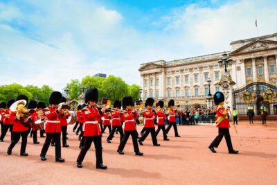 Changing of the Guard Guided Tour at Buckingham Palace