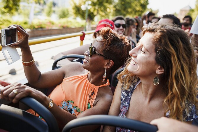 City Sightseeing London Hop-On Hop-Off Bus Tour & Bookable Extras - Green Shuttle: Kensington and Hyde Park without the long slog