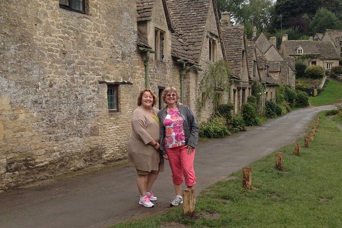 Classic Cotswolds Private Tour - Blockley and Broad Campden along the way: film locations and thatched cottages