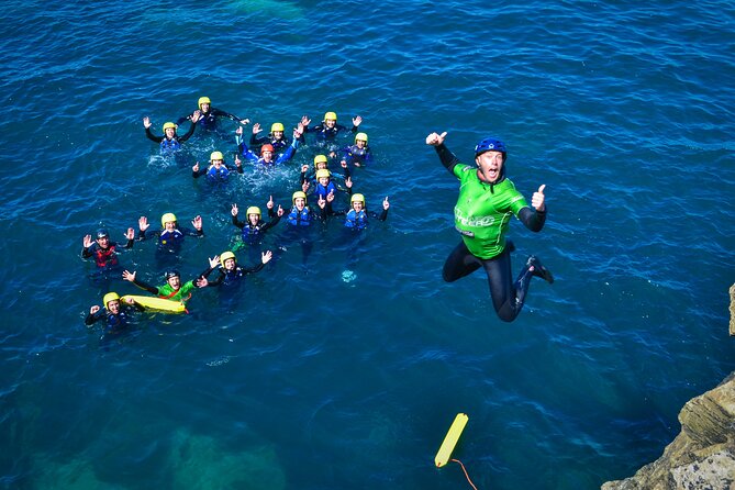 Coasteering Experience in Newquay - Why Towan Beach is the smart place to start
