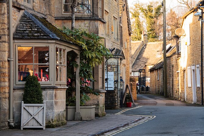 Cotswolds Hidden Gems Tour by Coach from Oxford - Stow-on-the-Wold at a Hilltop Pace