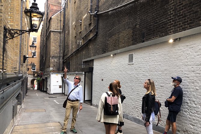 Crime and Policing London Walking Tour - Whitehall and Downing Street: policing meets government, plus women in wartime