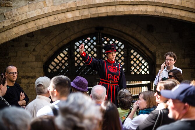 Crown Jewels of London Tour with River Cruise - Thames River cruise to Westminster Pier: why the boat ride is more than a filler