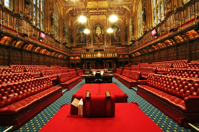 Darkest Hour - Parliament and Churchill War Rooms Private Tour - Entering the political center: Westminster Hall, Lords, and Commons